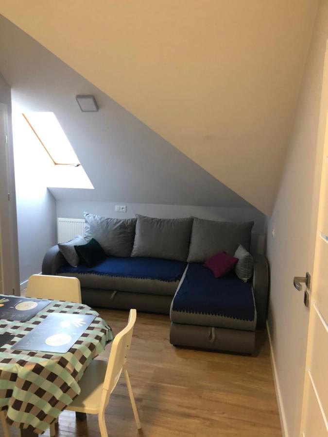 Klimatyzowane Apartamenty I Pokoje Przy Targach Kielce Exteriér fotografie