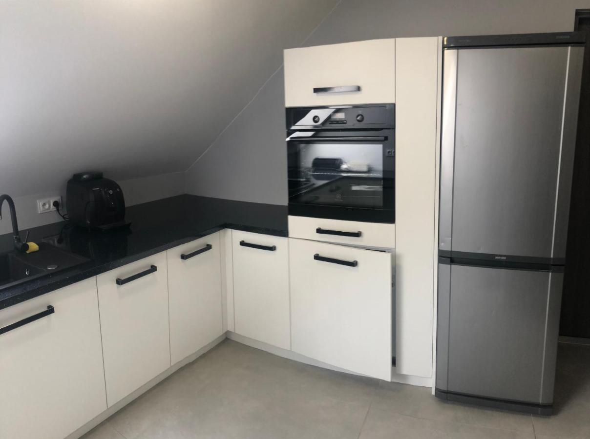 Klimatyzowane Apartamenty I Pokoje Przy Targach Kielce Exteriér fotografie
